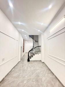 Bán nhà Hoàng Mai 48m 4 tầng giá 8.8 tỷ